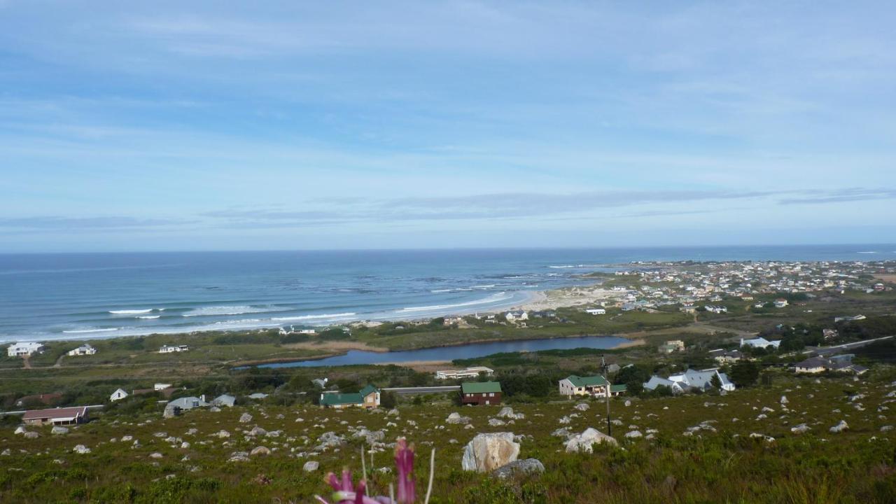 Hotel The Trailhouse Bettyʼs Bay Exterior foto