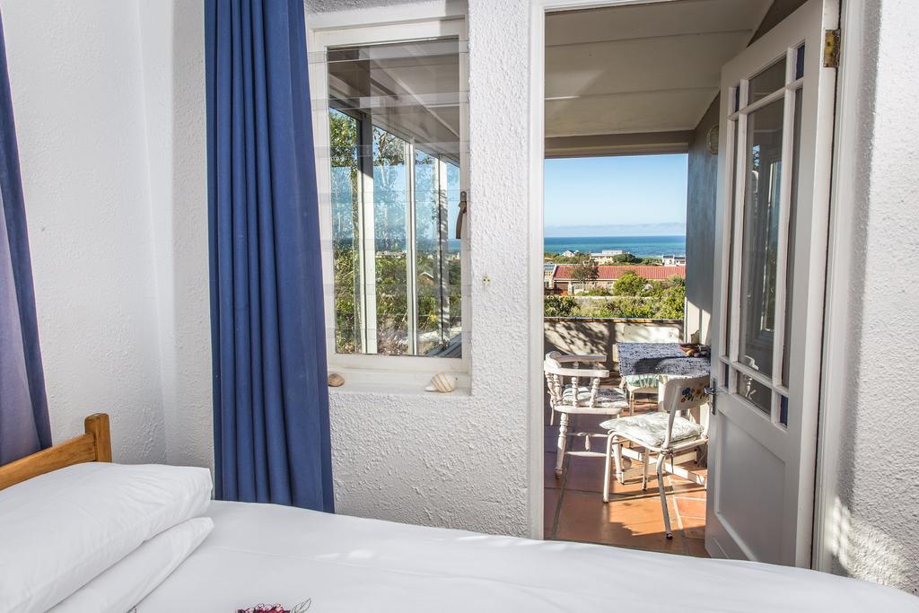 Hotel The Trailhouse Bettyʼs Bay Exterior foto